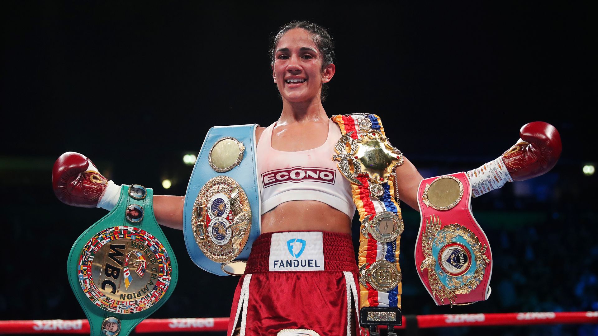 Who is Amanda Serrano? Meet the Puerto Rican powerhouse making boxing history