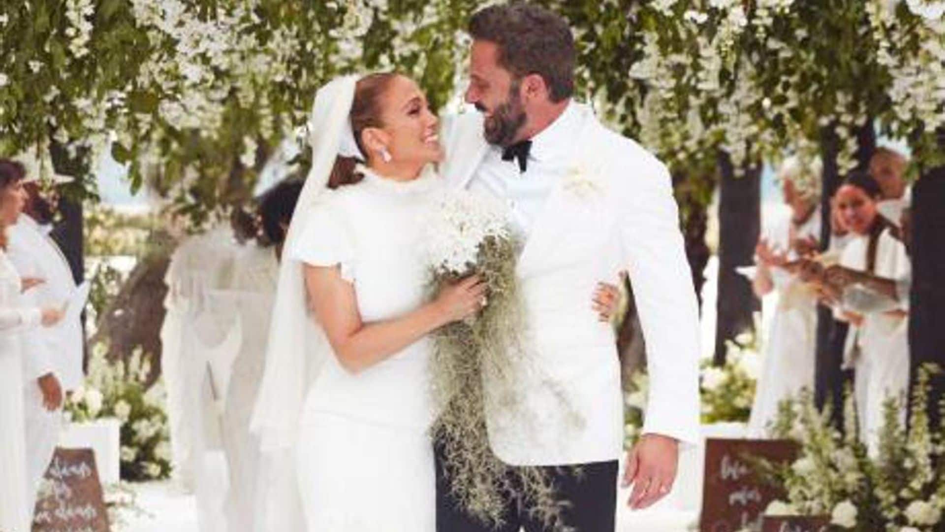 Ben Affleck’s vows to Jennifer Lopez were 12-pages long? Kevin Smith gushes about the wedding