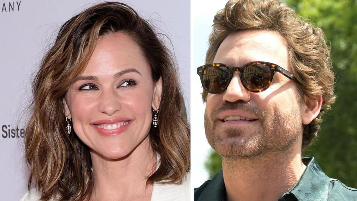 Jennifer Garner and Edgar Ramirez randomly reunite