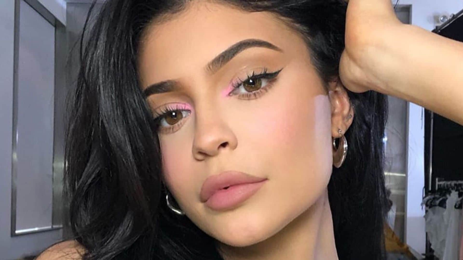 Kylie Jenner was gifted a $21K statue for her birthday - see the pictures!