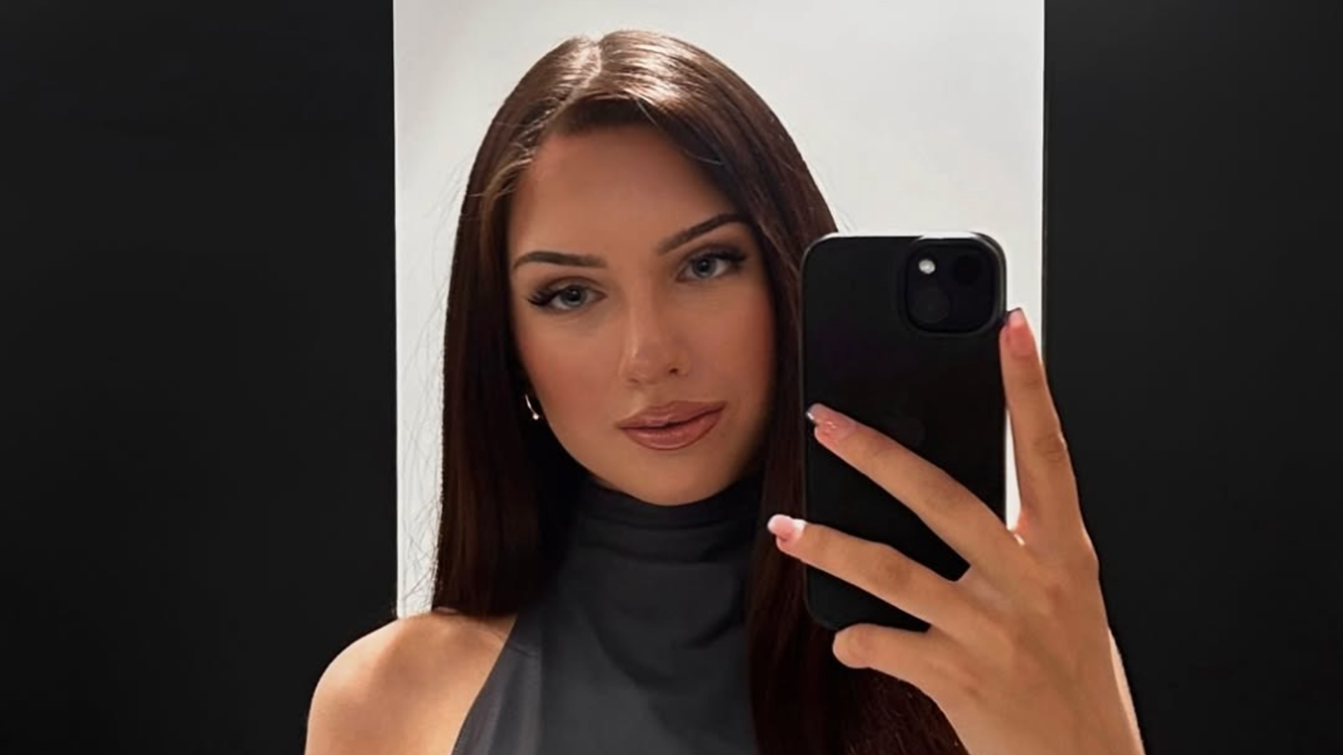 Sisic remained active on social media in the weeks before her passing.