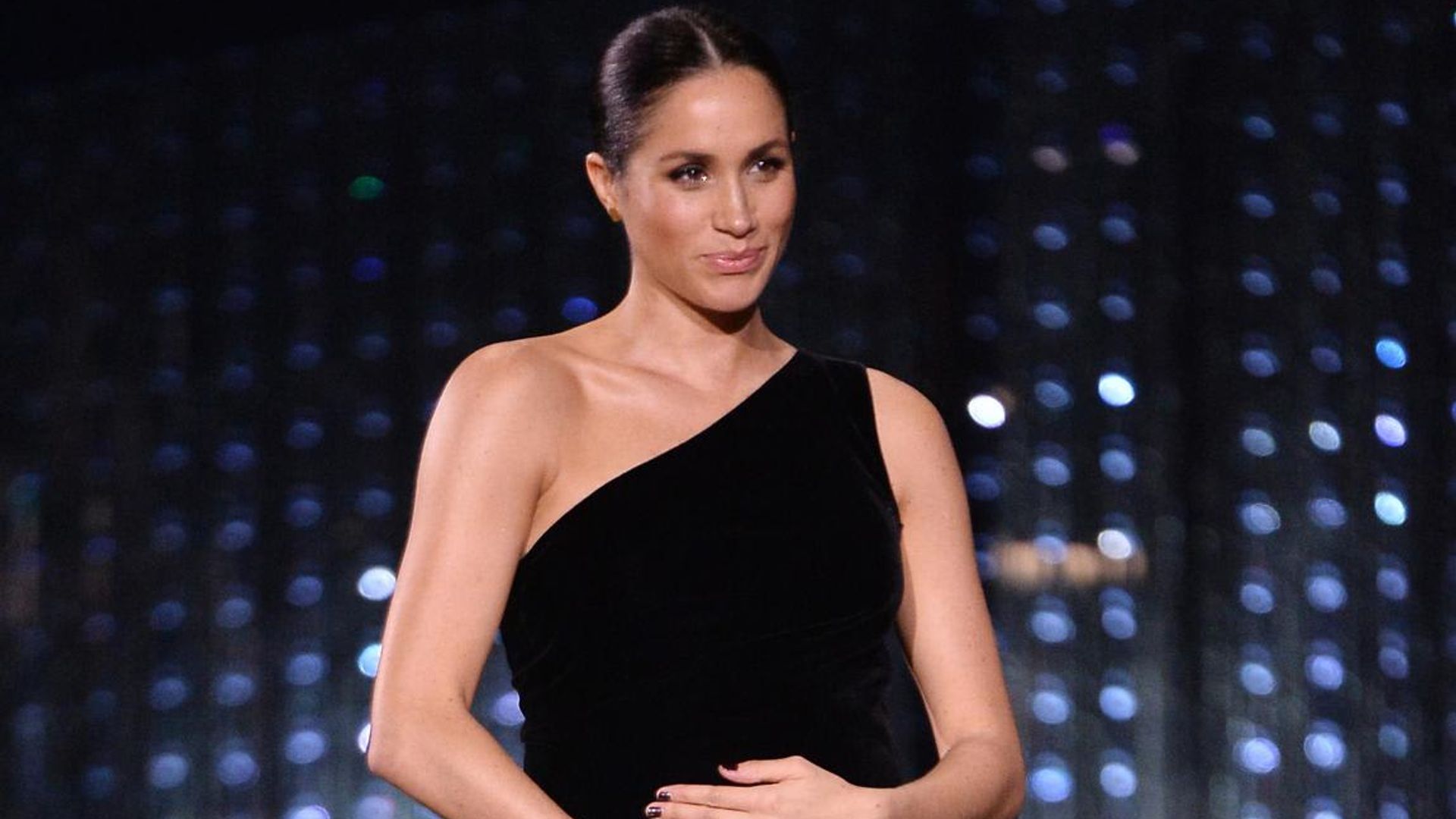 open lace back dress Meghan Markle 2018 British Fashion Awards Black Maternity Dress