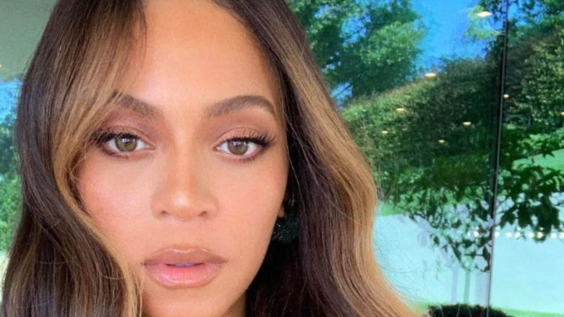 Beyoncé shows off what her hair looks like 'au naturel'