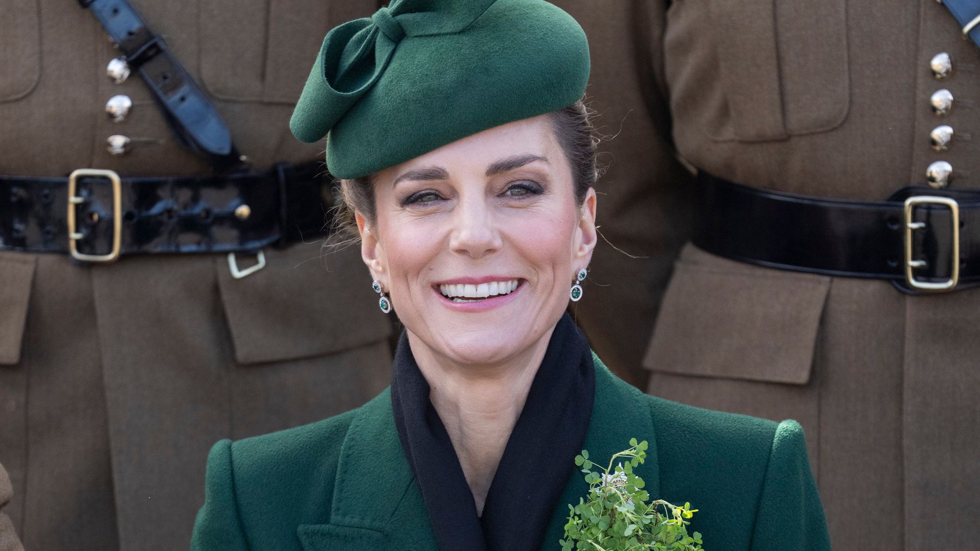 Kate Middleton’s St. Patrick’s Day look: Rare emerald jewels, chic coat, and soft glam beauty
