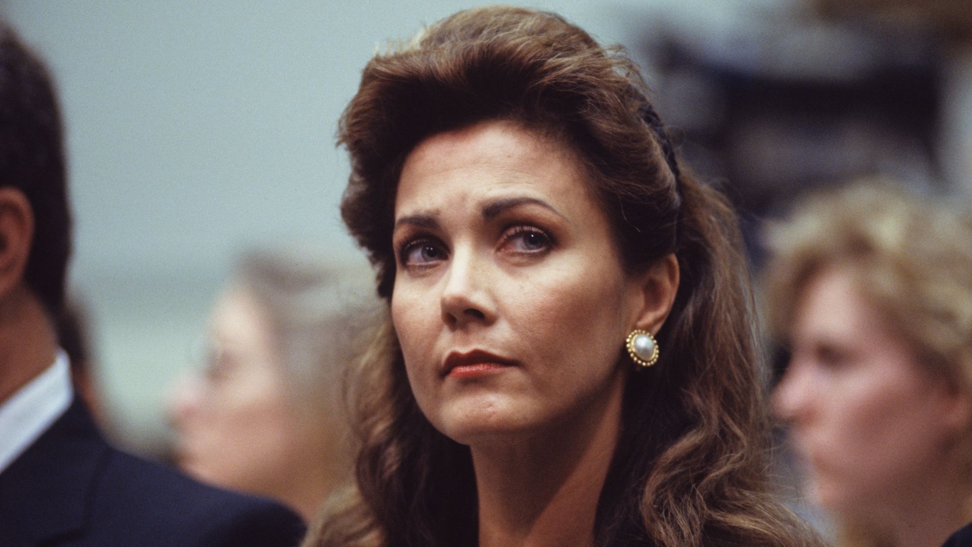 Actress Lynda Carter arrives at the Rayburn House Office building in 1991. (Photo by Jean-Louis Atlan/Sygma via Getty Images)