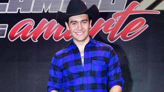 Julian Figueroa Picture File
