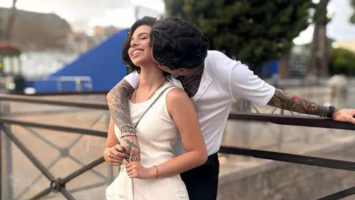 Christian Nodal y Ángela Aguilar se reencuentran sentimentalmente en España