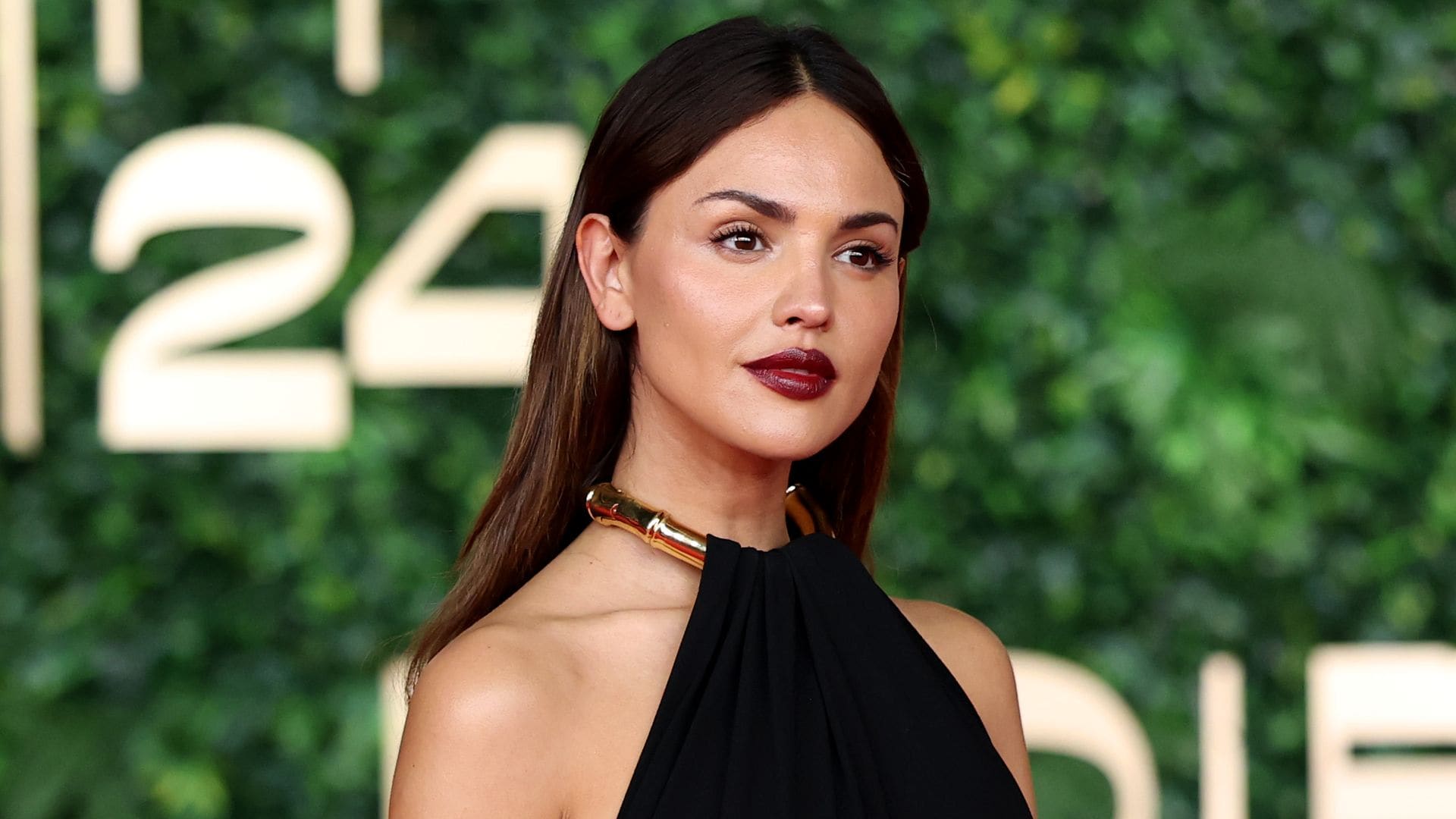 Eiza González opens up about her 'first love' in new video