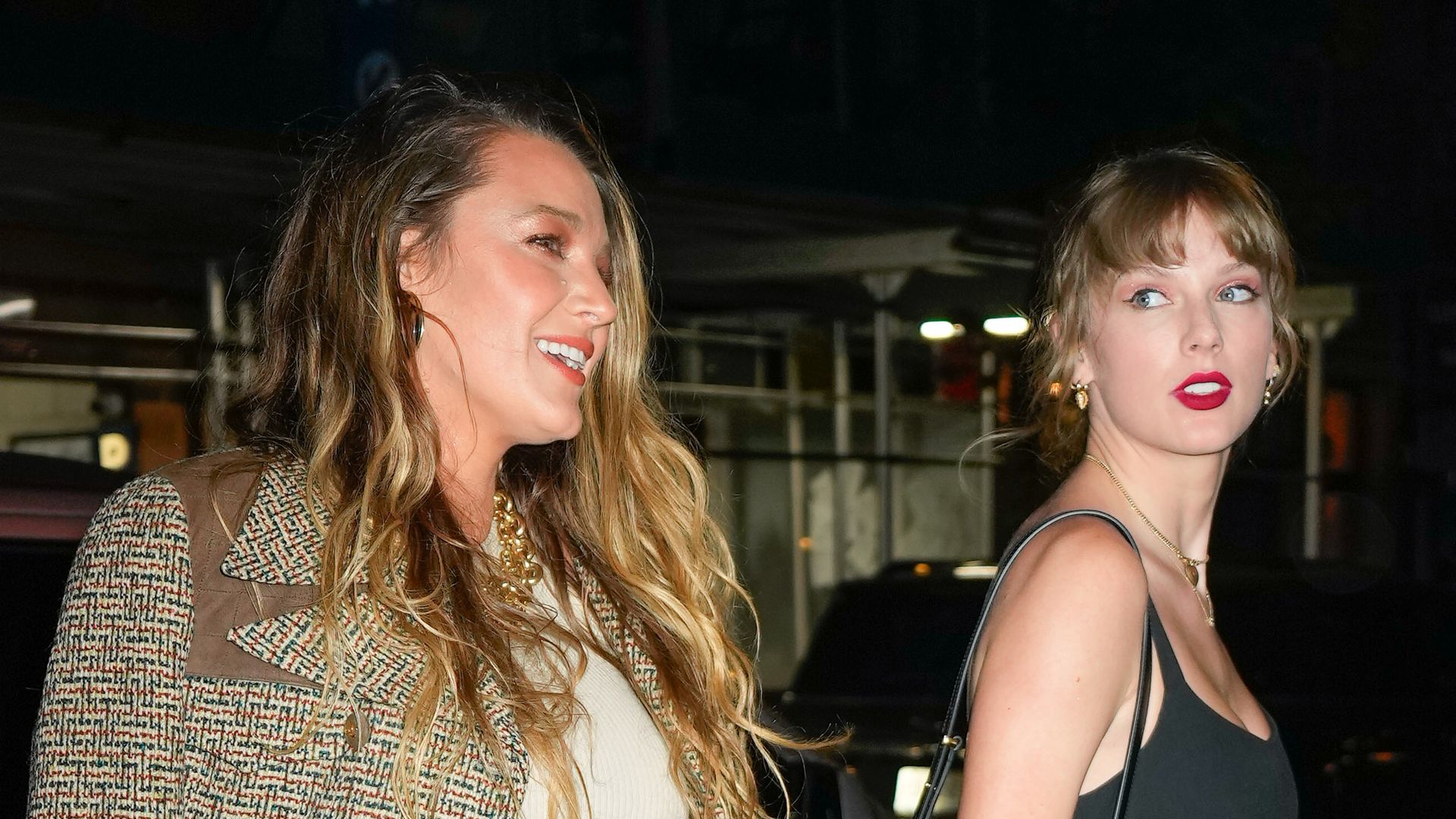 https://www.hola.com/us/horizon/landscape/6c0ea7c6a617-new-york-new-york-blake-lively-and-taylor-swift-are-seen-on-september-30-2023-in.jpg?im=Resize=(1200)