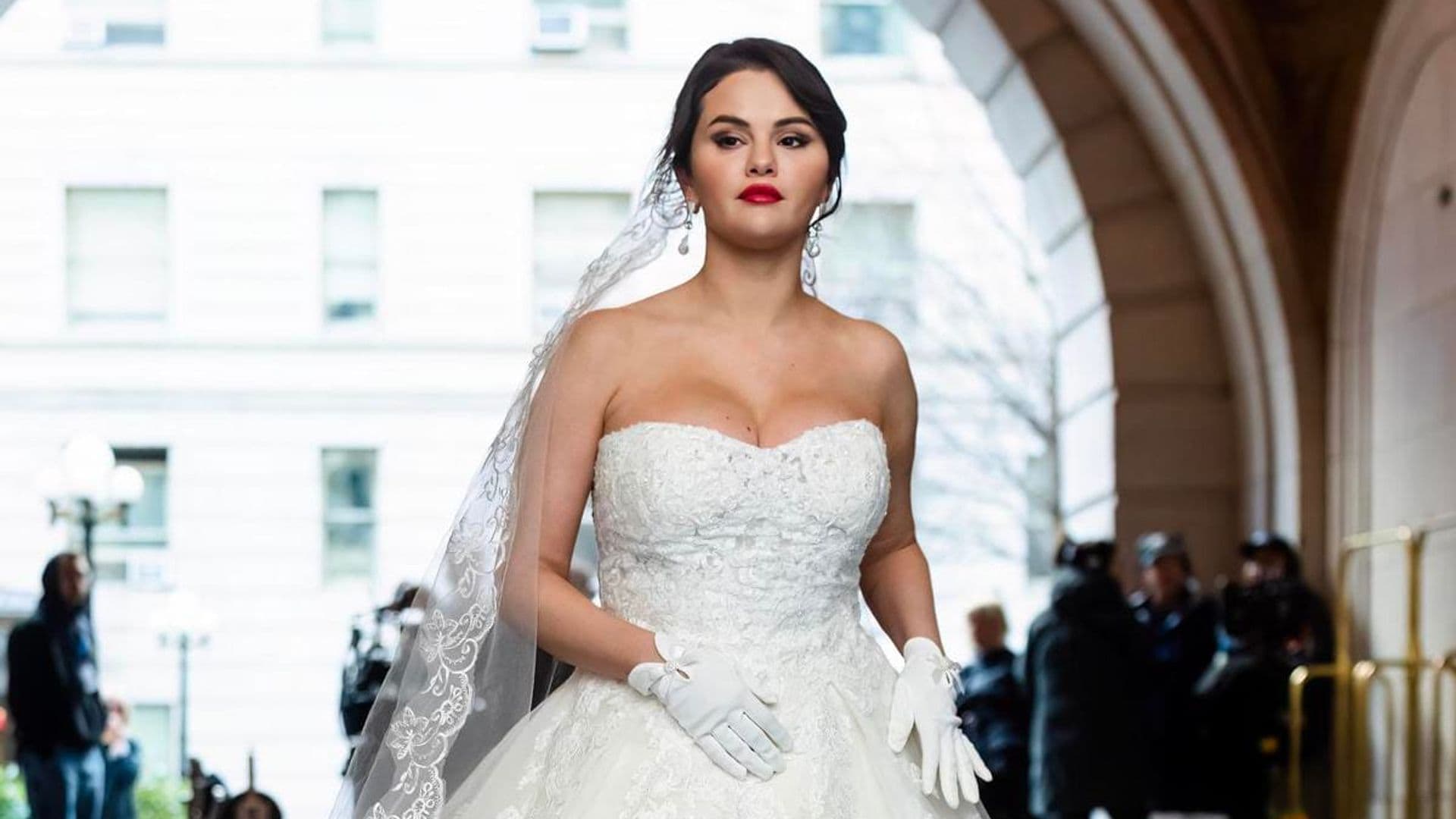 Selena Gomez stuns in a wedding dress and more estrellas we love