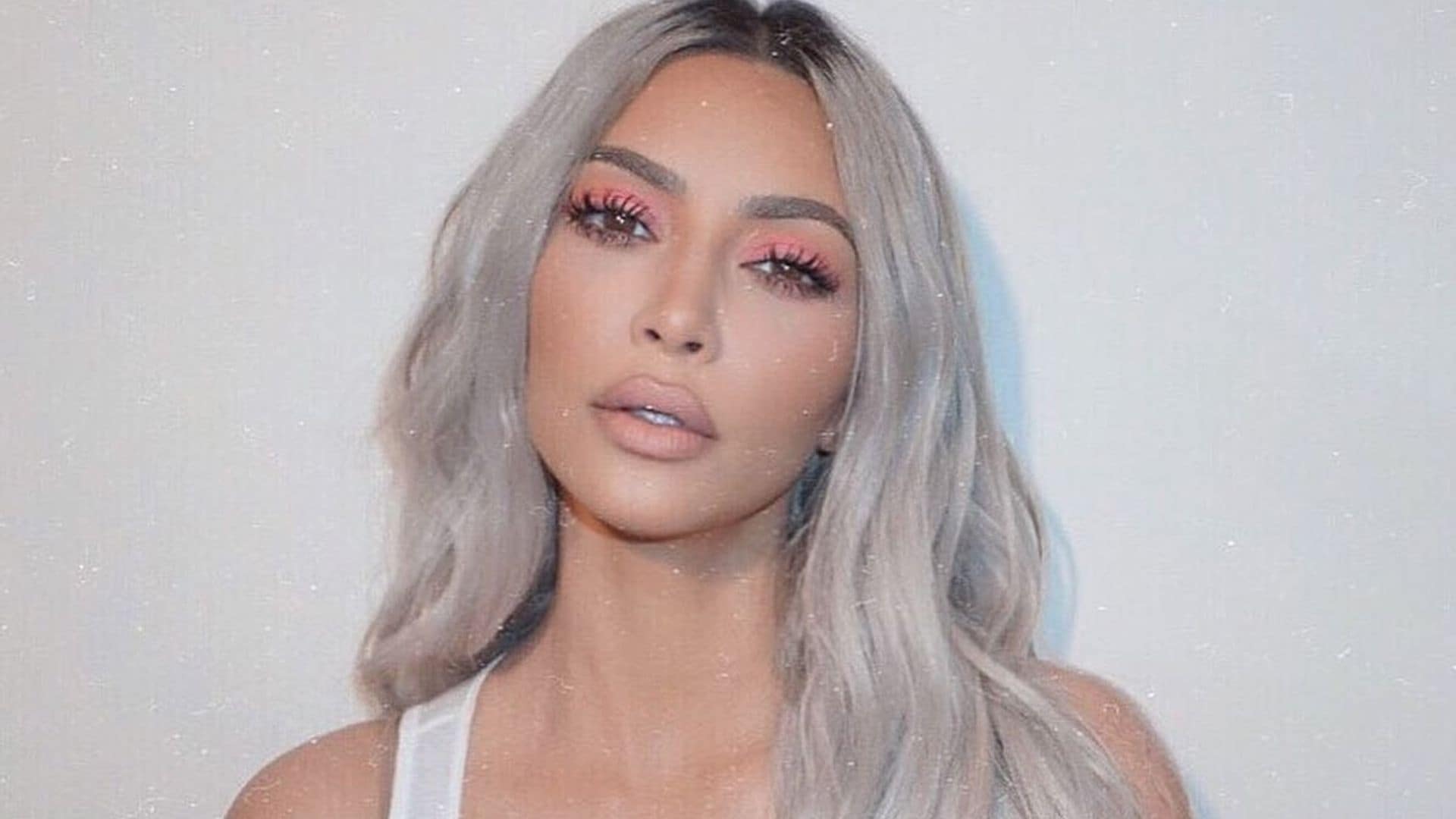 Kim Kardashian goes makeup free and reveals her 'psoriasis face'