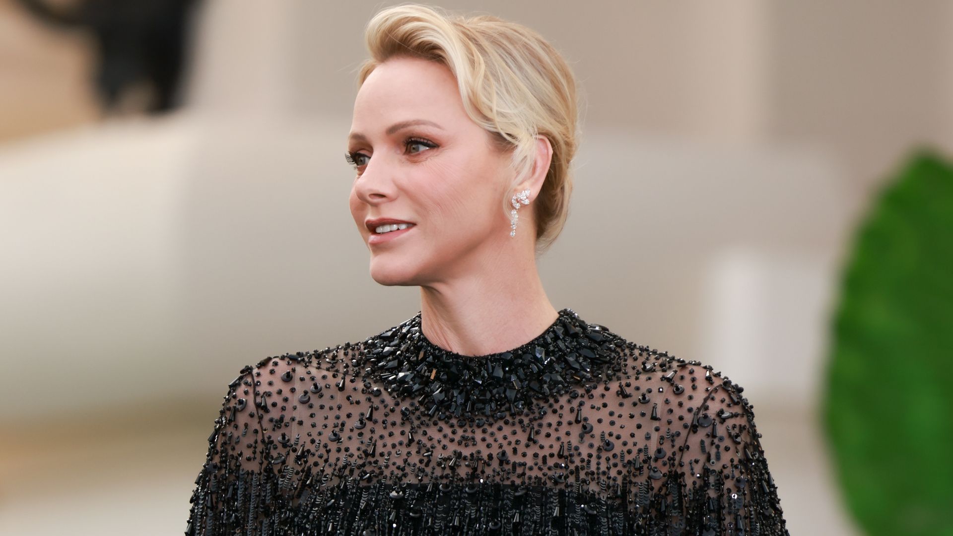 Princess Charlene and Kate Middleton keep returning to the same elegant fashion formula