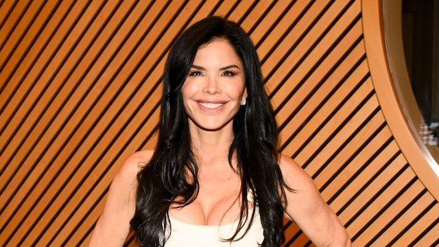 Lauren Sanchez at the Diane von Furstenberg: Woman Before Fashion Exhibit