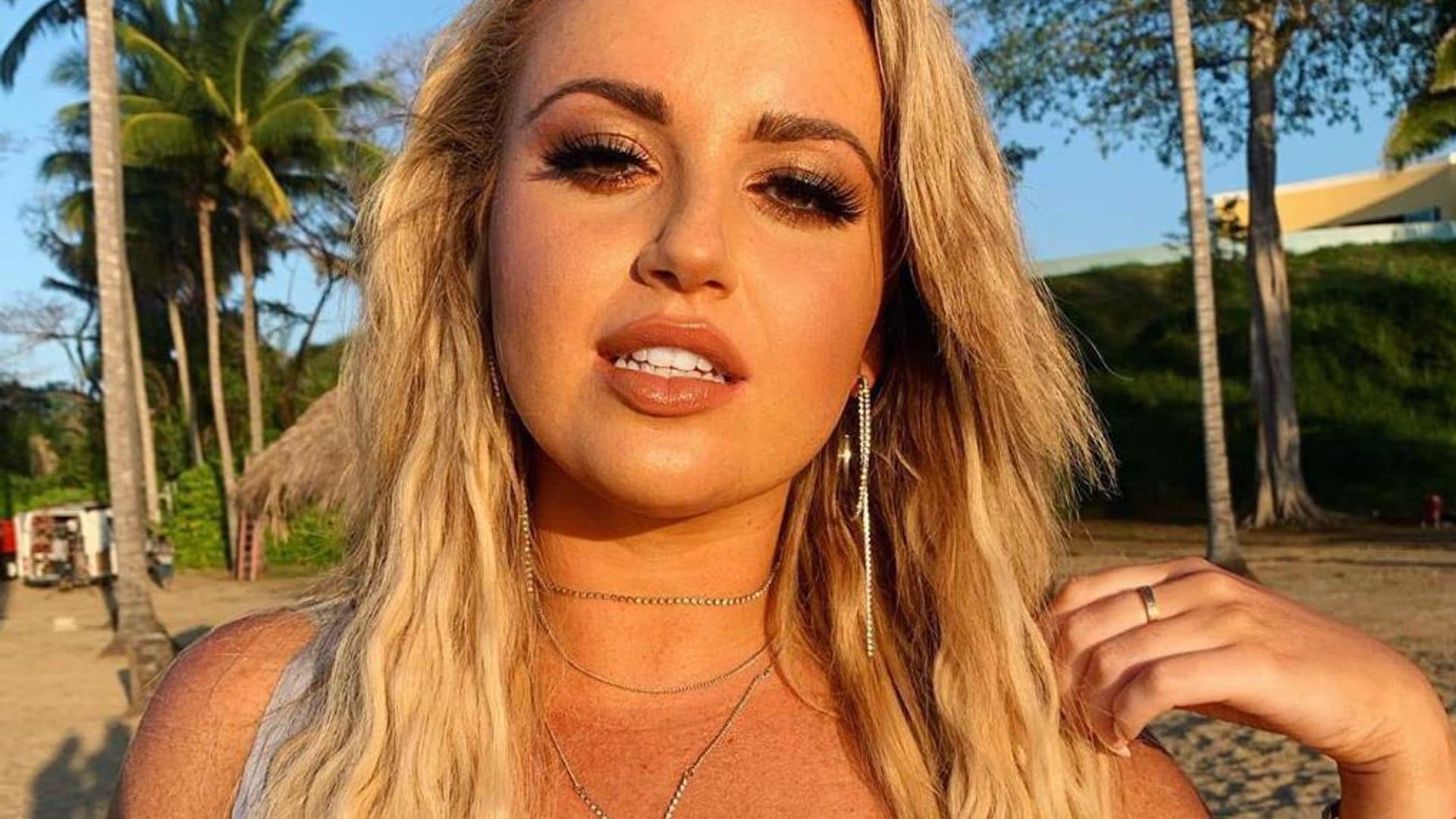 Daniela Brooker, the singer/songwriter taking Latin music across the pond and beyond