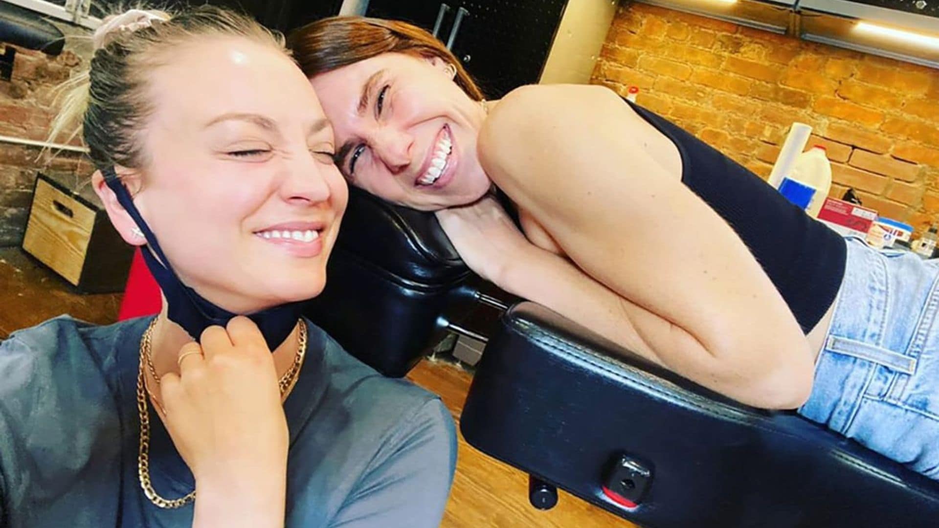 Kaley Cuoco and Zosia Mamet show off their brand new matching tattoos