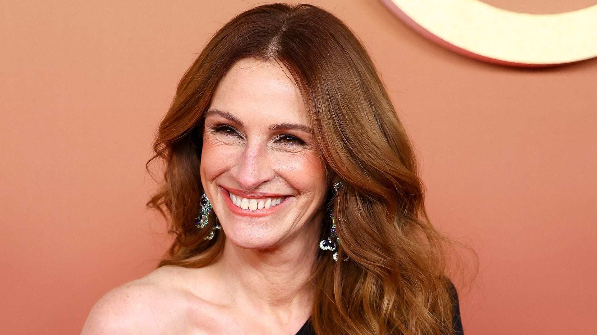 Julia Roberts arrives at the 50th Cesar Film Awards at L'Olympia 