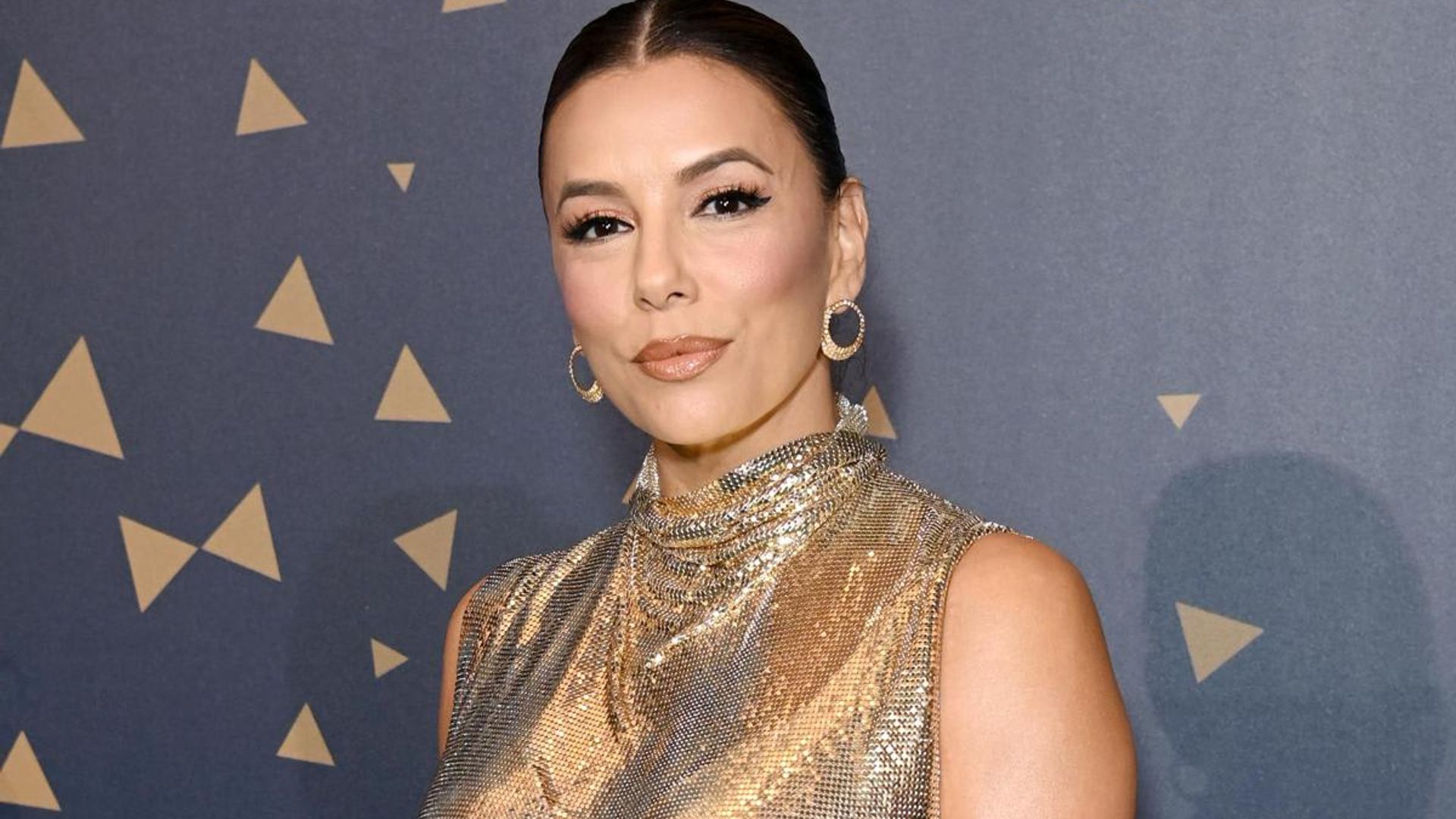 Eva Longoria is ready for New Year’s Eve with this shimmery party dress