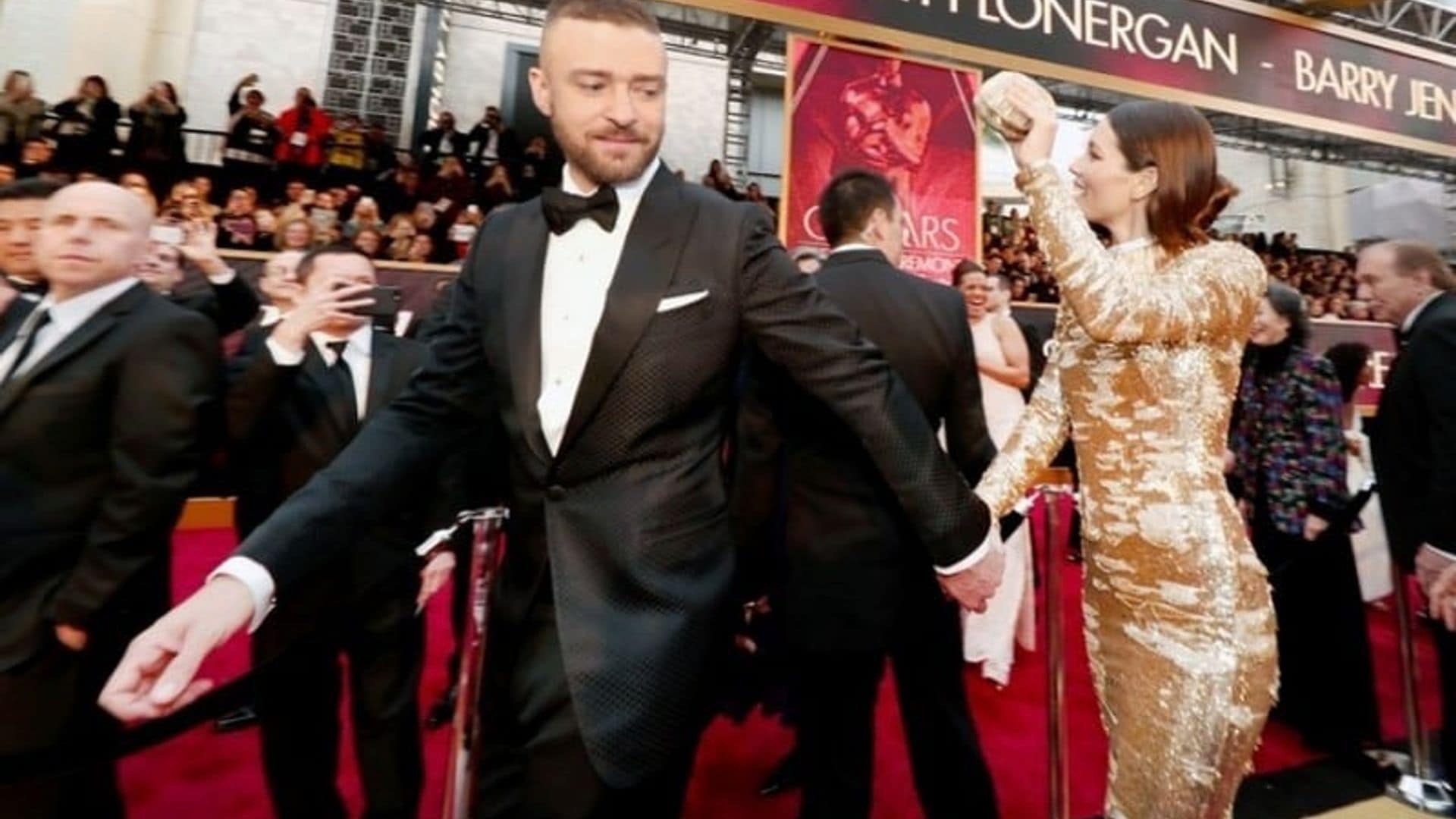 Justin Timberlake and Jessica Biel bring their fun-loving relationship to the Oscars
