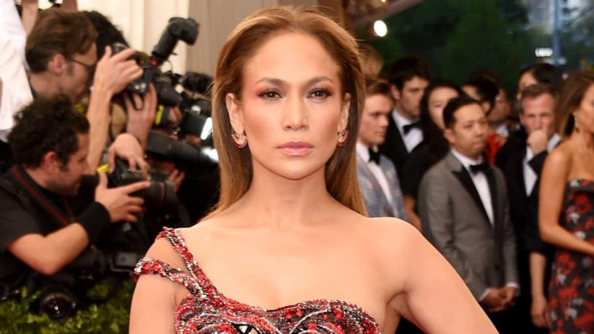 JLo goes against stylist's advice in 'biggest fashion moment ever' and creates Google Images