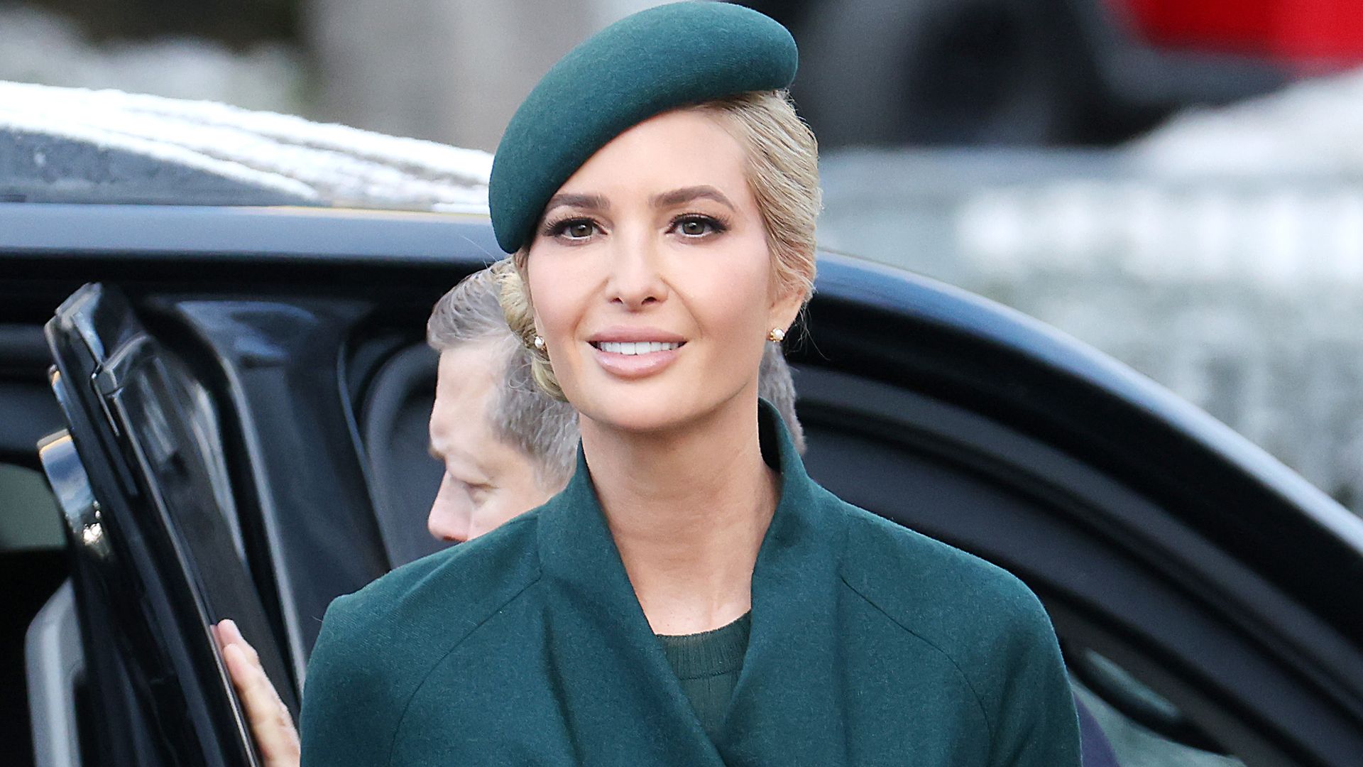 Ivanka Trump and Arabella Kushner make stylish mother-daughter duo on Inauguration Day Ivanka Trump and Arabella Kushner make stylish mother-daughter duo on Inauguration Day