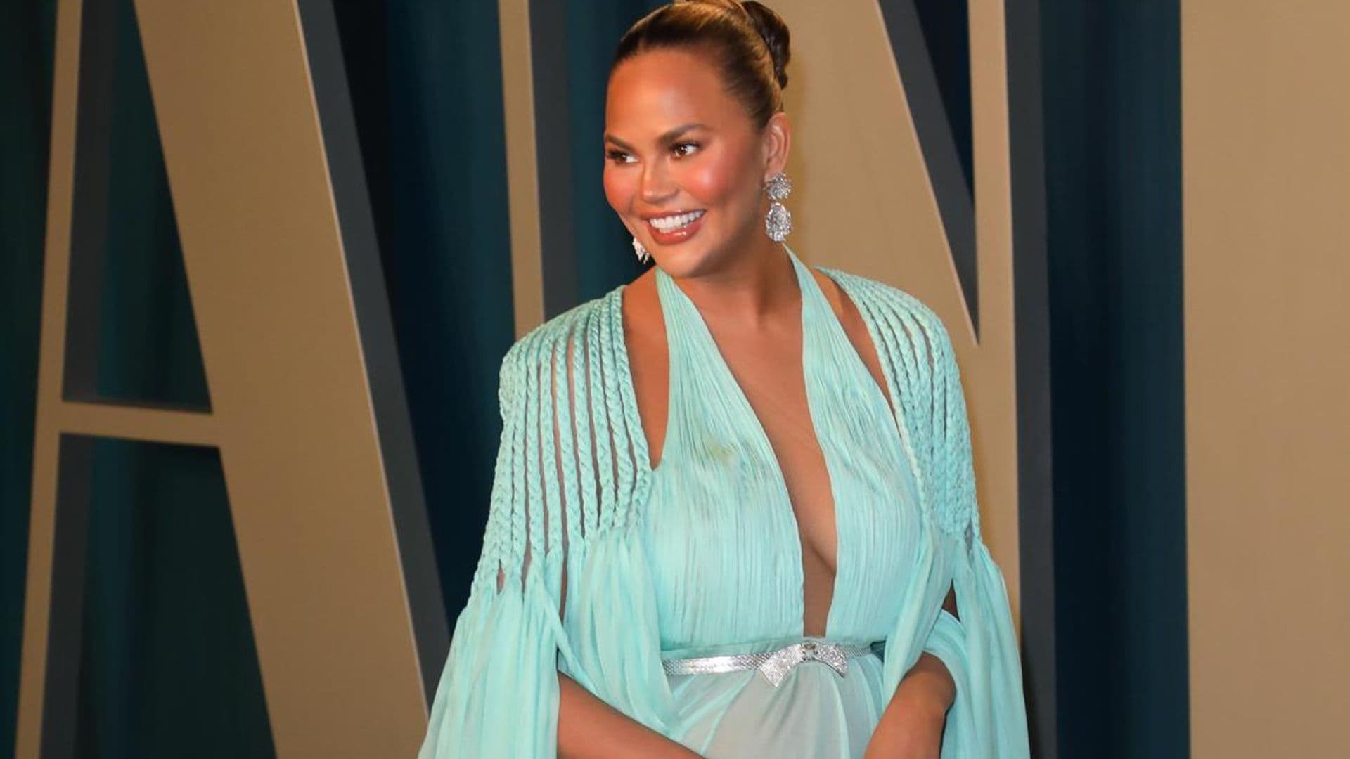 Chrissy Teigen Helps 50 Teachers In Need By Purchasing Their School Supplies