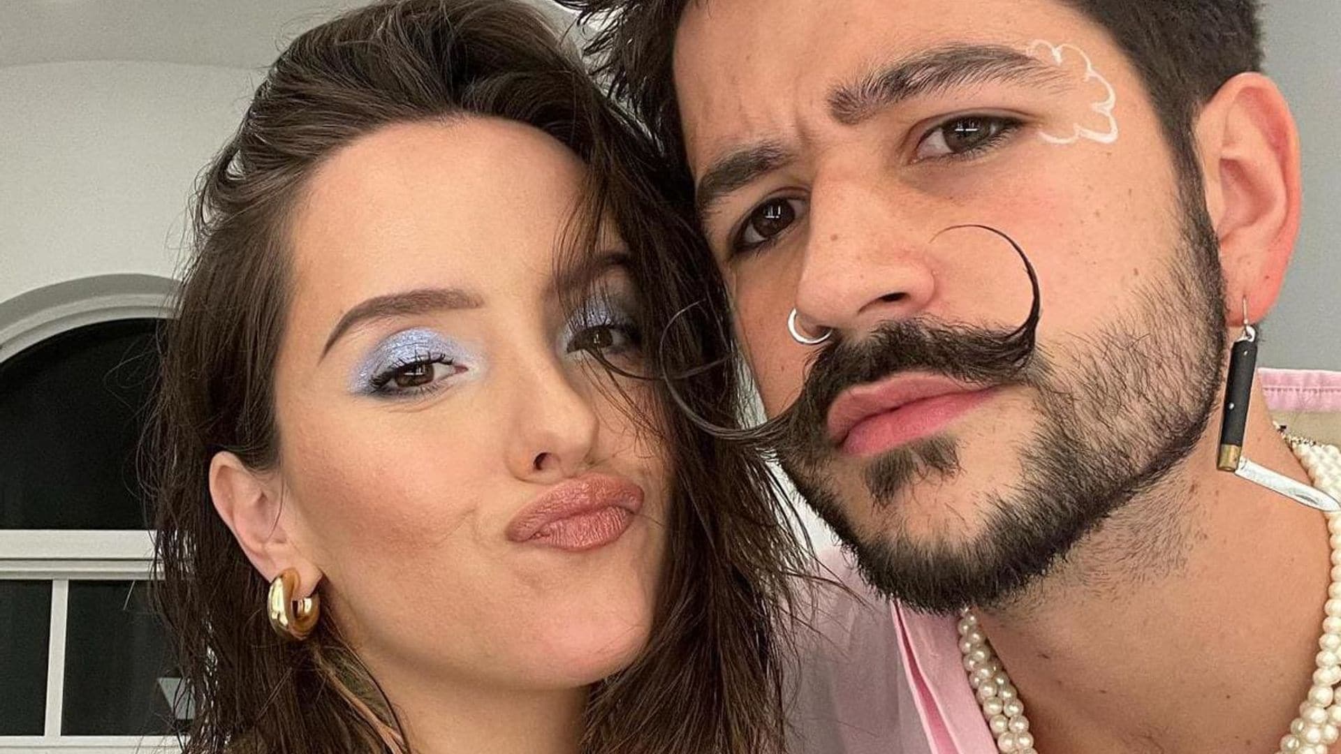 Camilo enternece al mostrarse como el mejor compañero de compras son su hija Índigo
