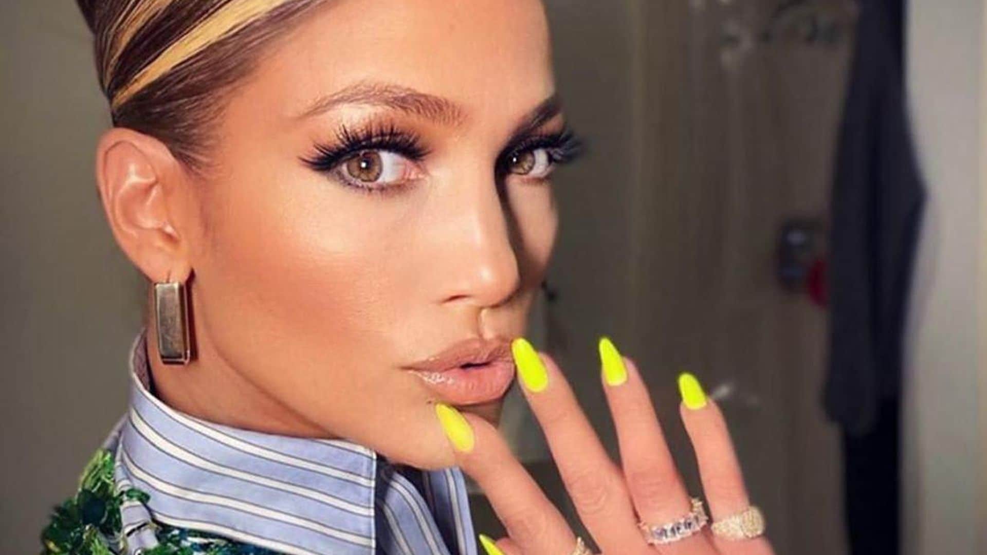 Jennifer Lopez’s cool new look - tiger stripe highlights and electric yellow manicure