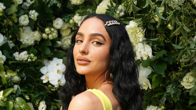 Digital Cover beauty