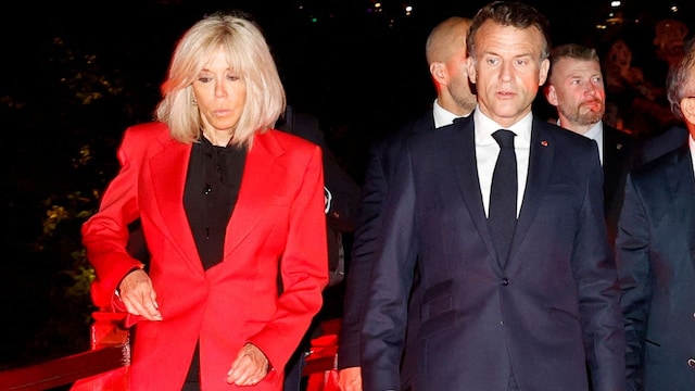Viral Moment: Brigitte Macron’s Gesture Toward Emmanuel Macron Explained