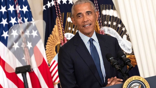 Barack And Michelle Obama Return To White House For Official Portrait Unveiling