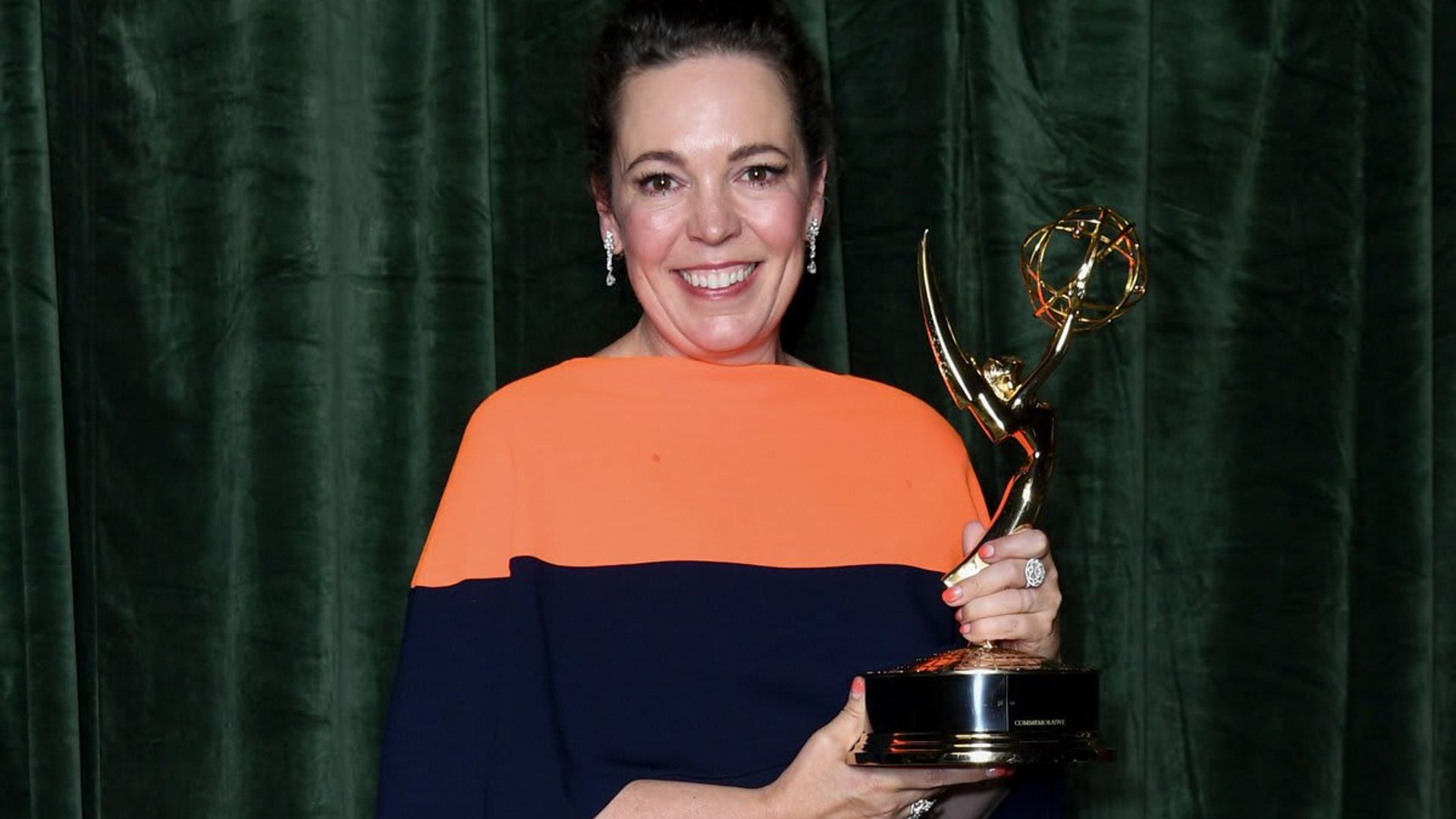 Olivia Colman in tears receiving Emmy Award: ‘I wish my dad was here to see this’
