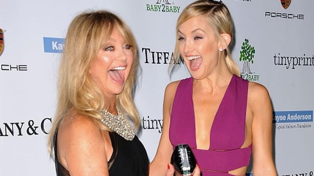 Goldie and Kate certainly prove good looks run in their family.