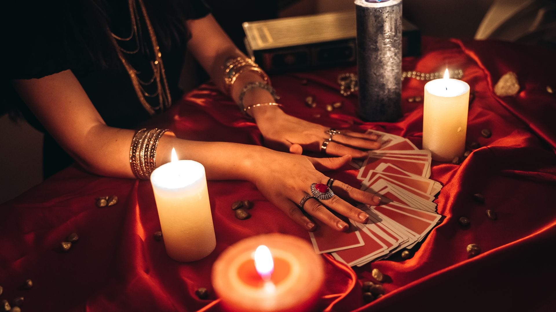 How to use Oracle Cards: A beginner's guide to intuition even if you are not a psychic