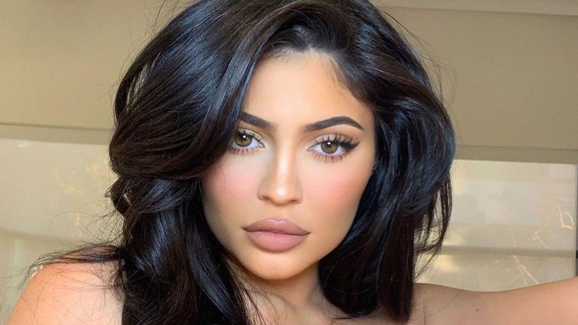 Kylie Jenner's 3-step secret to making her lips look fuller in less than a minute