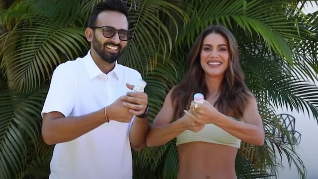 Camila Coelho and her husband, Icaro Coelho, revealed the gender of their baby