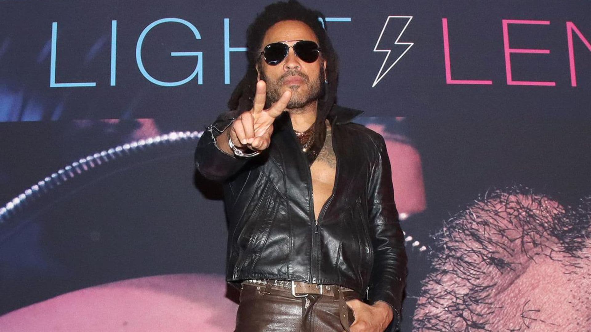 Lenny Kravitz blends with locals while visiting Mexico City