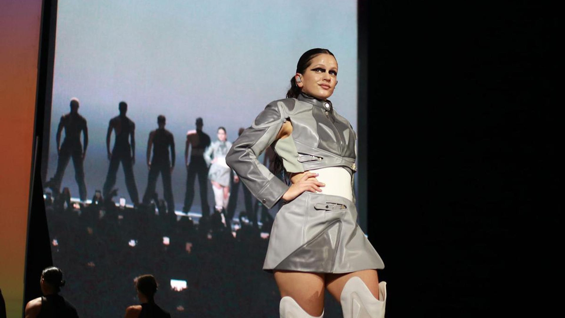Rosalía interrupts New York concert to address sound issue