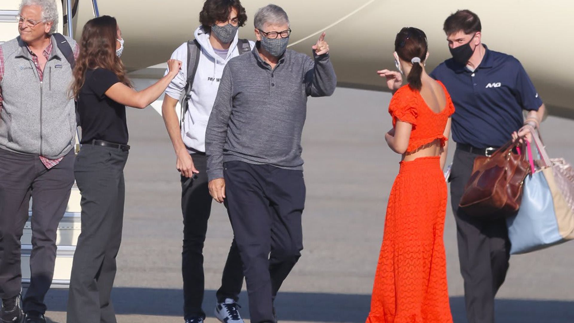 Bill Gates still wears his wedding ring since divorce announcement