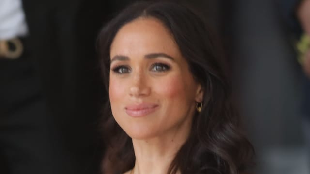 Meghan Markle celebrates Mother's Day in the UK story