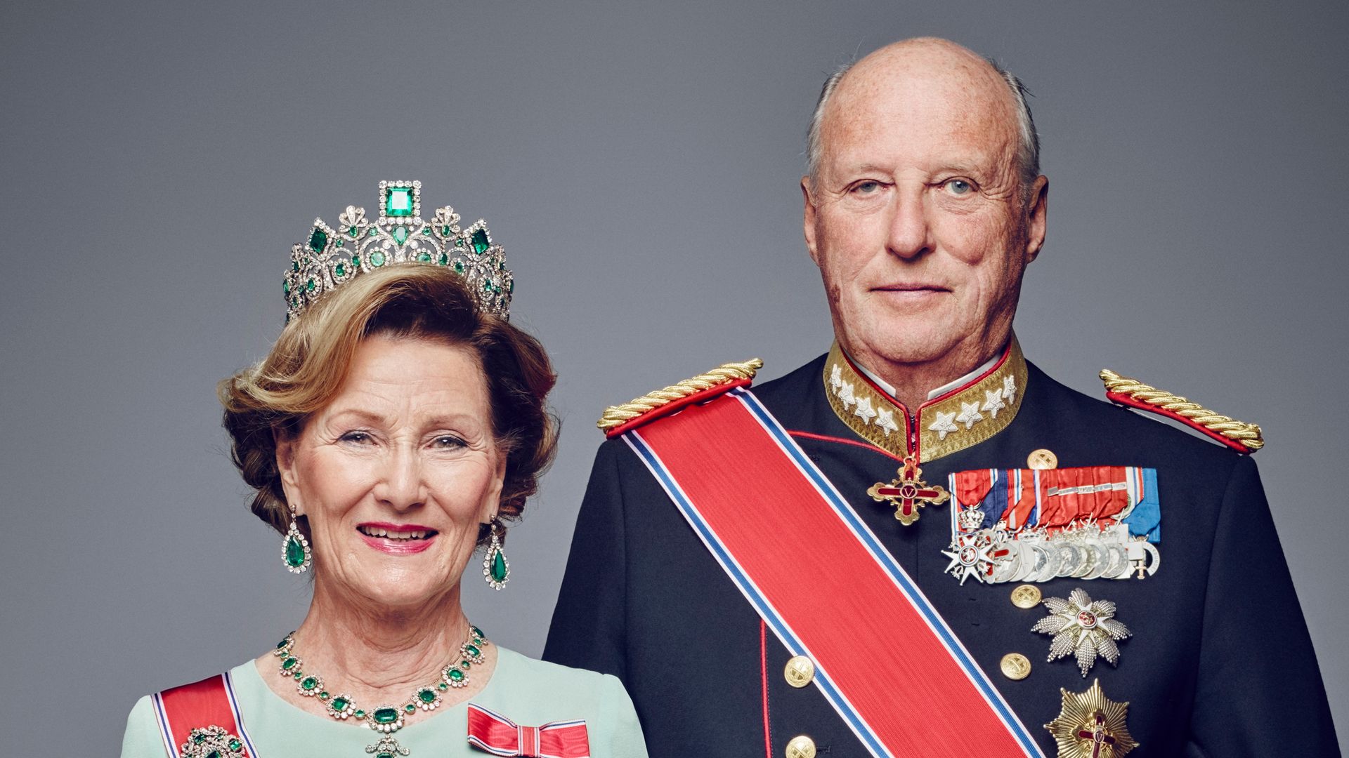 King Harald and Queen Sonja in an official portrait from 2016