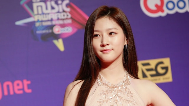 Kim Sae-ron in a glamorous dress at the Mnet Asian Music Awards red carpet.