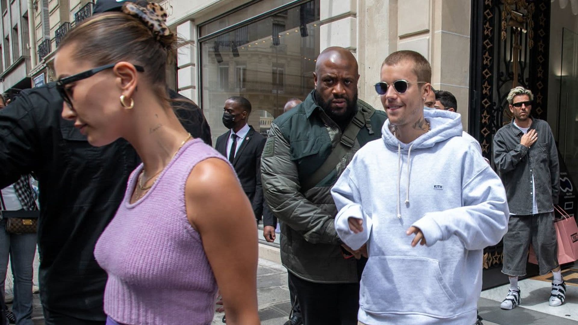 Justin Bieber asked fans who were waiting outside of his apartment to leave