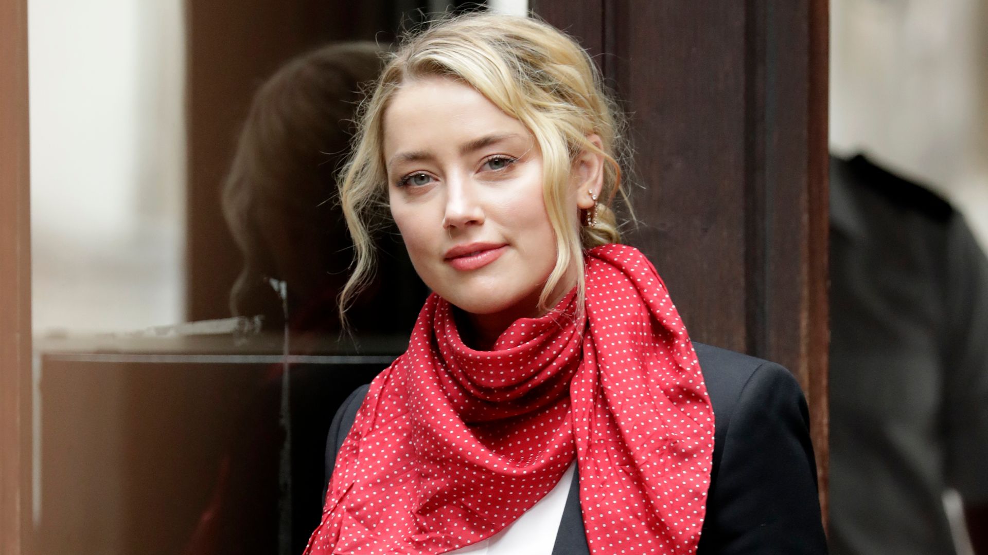 Amber Heard celebrates her first 10k with adorable photos with her daughter: 'First race glow'