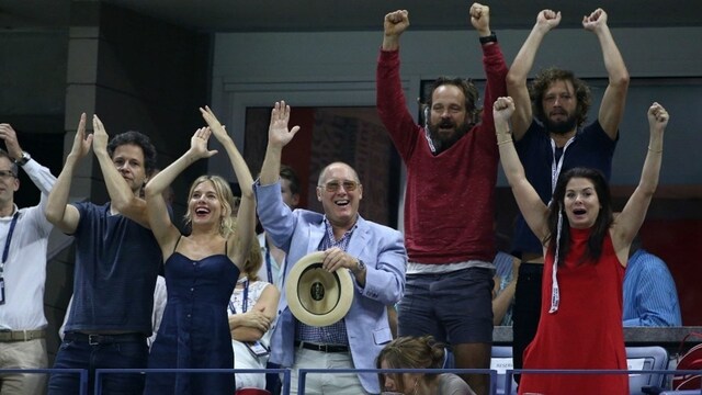And the crowd goes wild! Bennett Miller and Sienna Miller, James Spader, Debra Messing and Peter Sarsgaard let out a big cheer during the men's final.
Photo: Jean Catuffe/GC Images