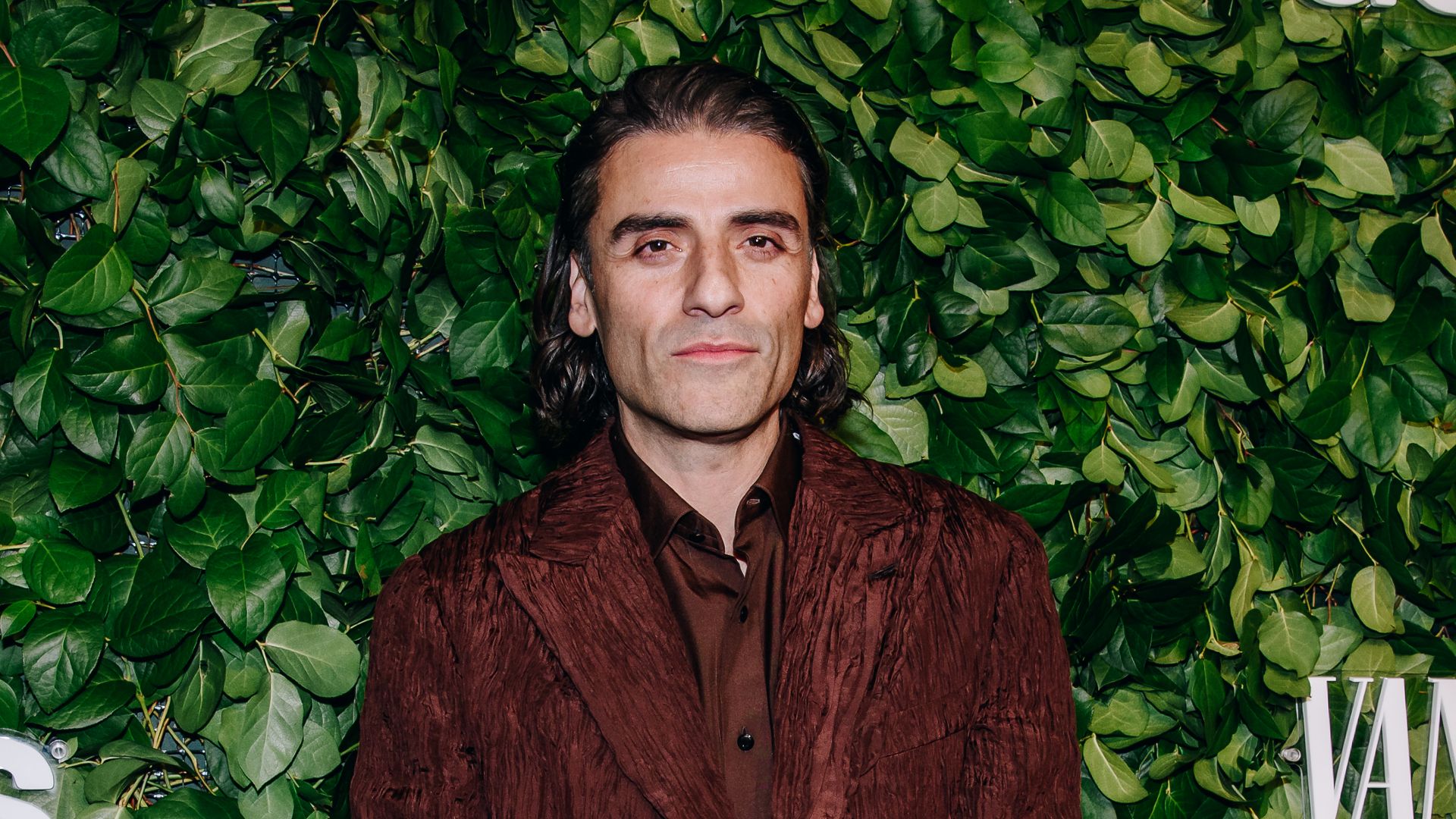 Oscar Isaac stars in Guillermo del Toro's 'Frankenstein' — Check out the first look