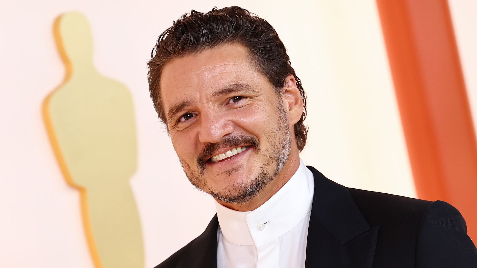 Pedro Pascal goes on date night with Russell Tovey: "Your dads"