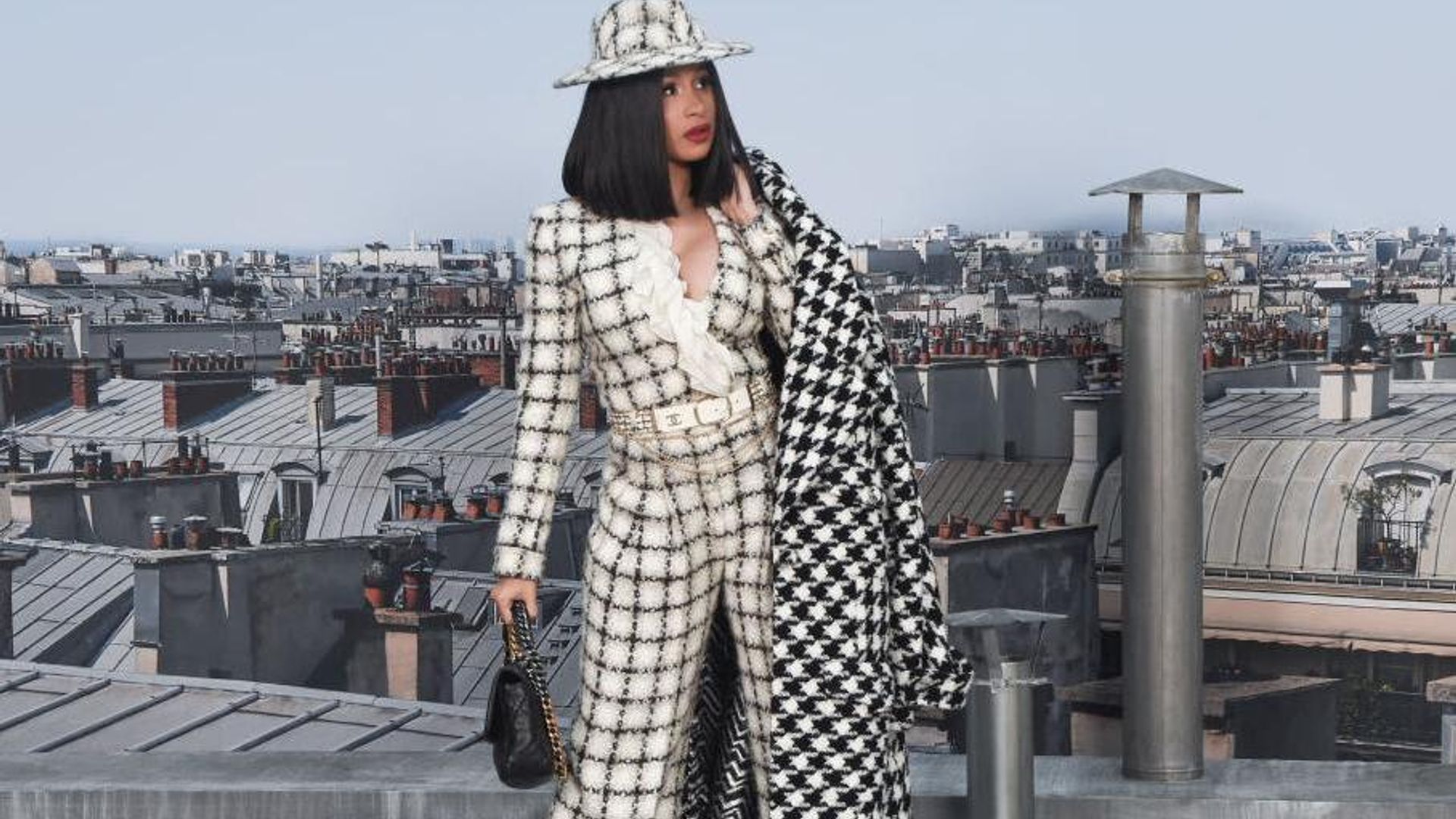 Chanel houndstooth coat discount