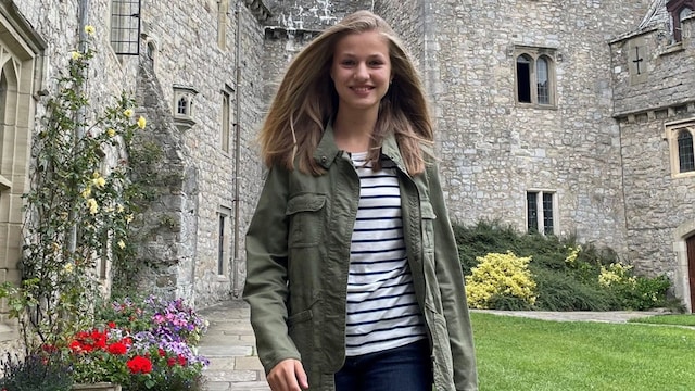 Princess Leonor arrives at new school in the UK