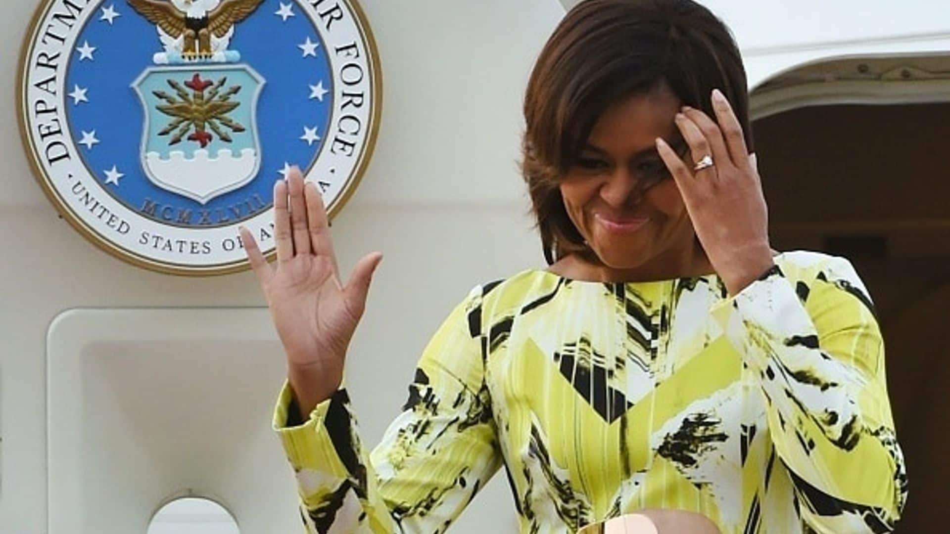 Michelle Obama makes a colorful fashion statement in Japan