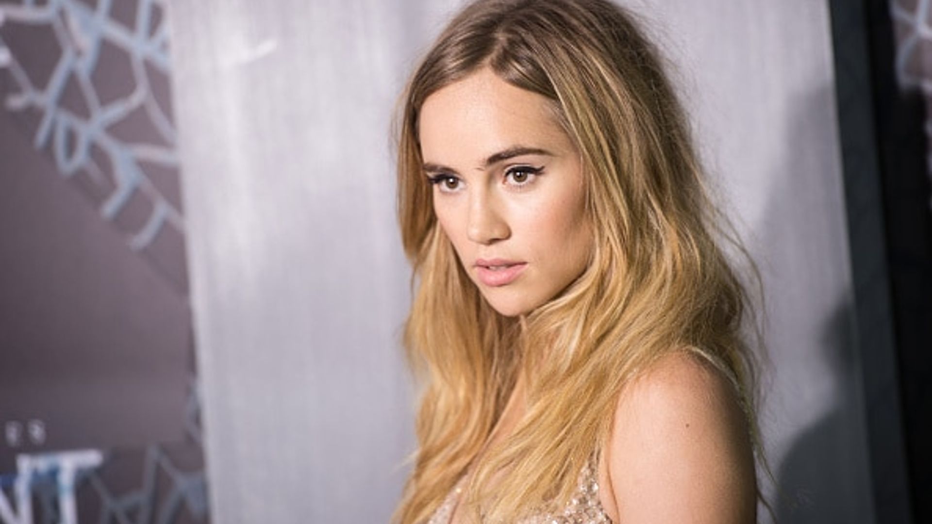 Suki Waterhouse shows she's so down-to-earth